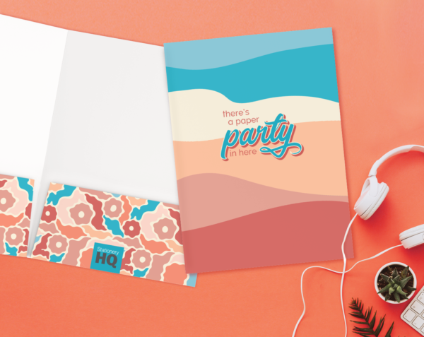 Presentation Folder - DIE CUT - Image 2